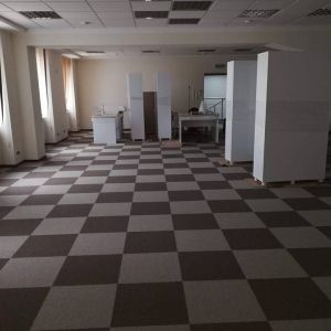 Realizacja w biurze Płytka dywanowa Warszawa